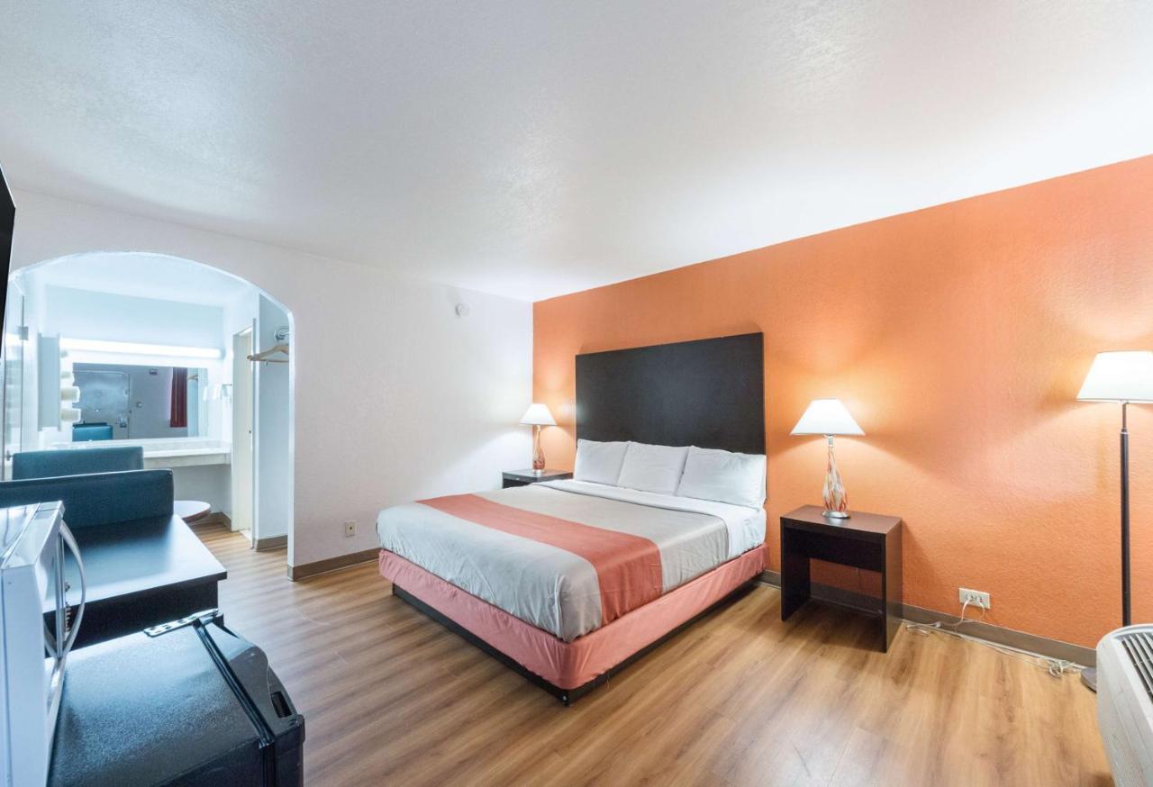 Motel 6 San Antonio Tx I10 West 외부 사진